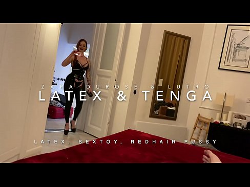 ❤️ Redheaded stepsister in latex costume yakasvirwa na stepbrother ️ ☑
